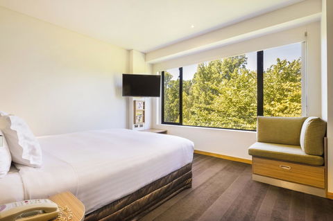 Crowne Plaza Canberra, An IHG Hotel - Stayed 30