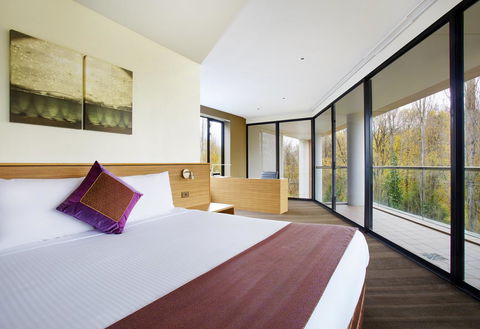Crowne Plaza Canberra, An IHG Hotel - Stayed 43