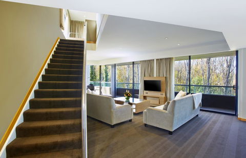 Crowne Plaza Canberra, An IHG Hotel - Stayed 10