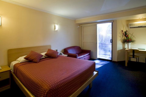 Madison Capital Executive Apartments - Stayed 7