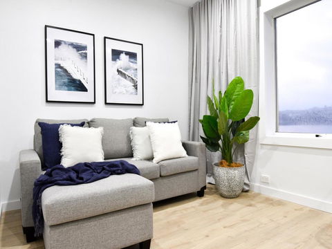 BONDI BEACH PAD-hosted By:L'Abode Accommodation - Stayed 0