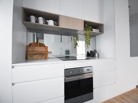 BONDI BEACH PAD-hosted By:L'Abode Accommodation - Stayed 3