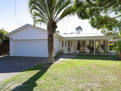 Bonito', 26 Bonito Street - Pet Friendly Housewith Aircon - Stays Accommodation 0