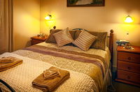 Book Hamilton Accommodation Vacations Stayed Stayed