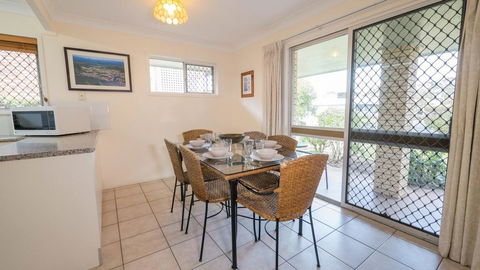 Booker Pde, 29, Diamond Head - Stays Accommodation 2
