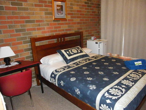 Boomers Guest House Hamilton - Stays Accommodation 3