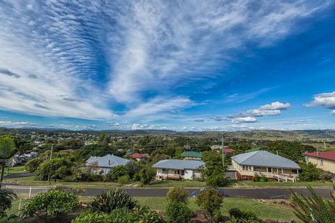 Boonah Hilltop Cottage - Stays Accommodation 3