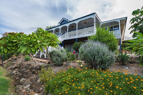 Boonah Hilltop Cottage - Stays Accommodation 1