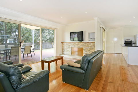 Boston Beach House 46 - Stays Accommodation 1