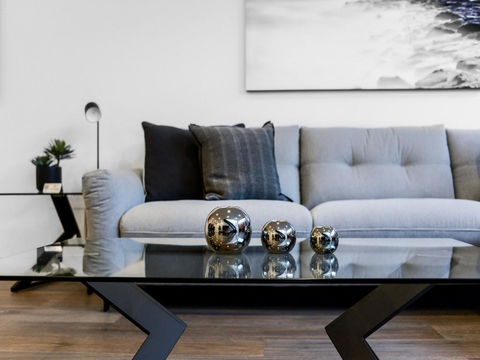 Boutique Stays - County Down, Contemporary Port Melbourne Home - Stayed 3