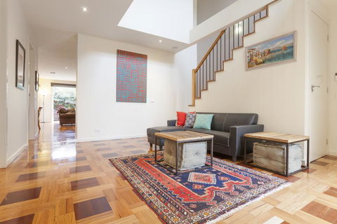 Boutique Stays - Elwood Hideaway - Stayed 3