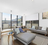 BOUTIQUE STAYS - Maybloom