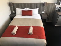 Book Cootamundra Accommodation Vacations Stayed Stayed