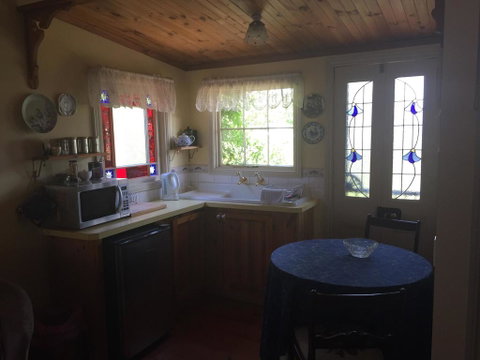 Braeside Garden Cottages - Stayed 2