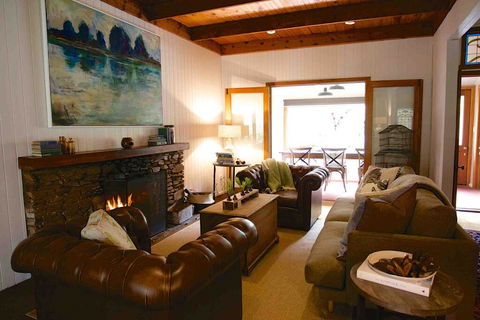 Braeside Mount Macedon Country Retreat Bed And Breakfast - Stayed 1