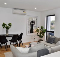Brand New 2 Bed Apartment with Stunning City Views - Stays Accommodation
