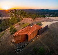 Breakneck Gorge Oikos - Stayed