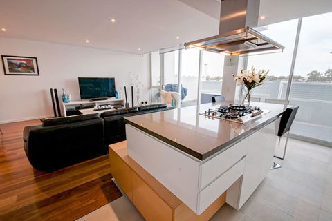 Bridgepoint 106 - Stays Accommodation 2
