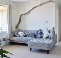 BRIGHT and airy TOP FLOOR apartment with FAB views - Stayed