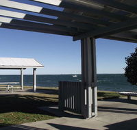 Bring the family dog and the boat to Welsby Pde Bongaree - Stays Accommodation