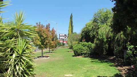 Bristol Hill Motor Inn & Peppa's Licensed Restaurant - Stayed 2