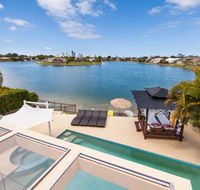 Broadbeach Waterfront Holiday House - Stayed