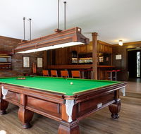 Brookfield Retreat - Large Holiday Home / Group Accommodation - Stays Accommodation