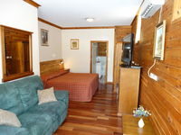 Book Brooklyn Accommodation Vacations Stayed Stayed