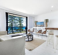 Burleigh By The Sea