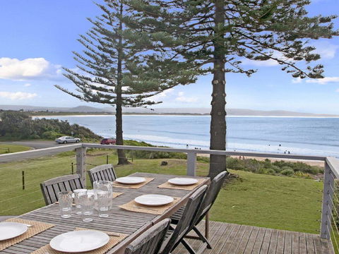 By The Sea - SPECIAL OFFER 3 FOR 2 - Stayed 0