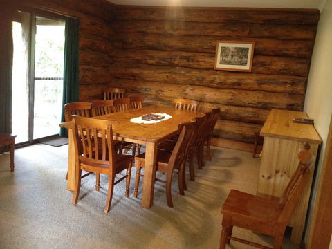 Canobolas Mountain Cabins - Stayed 2