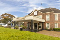 Book Forest Hill Accommodation Vacations Stayed Stayed