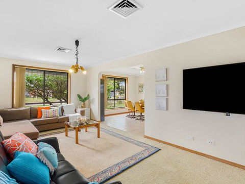 CAPEL Family Home, Large Yard, Close To Beach - Stayed 3