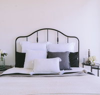 Capitol Executive Apartment on London Circuit - Stayed