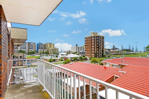 Capri Unit 9, 6 Gordon Street - Stays Accommodation 0