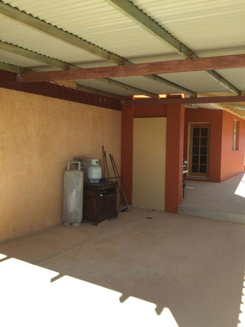 Caretakers Cottage Budget Accommodation - Stayed 2