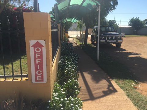 Carnarvon Caravan Park - Stayed 3