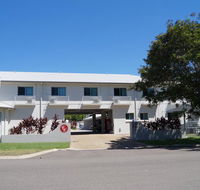 Castle Crest Motel - Stayed