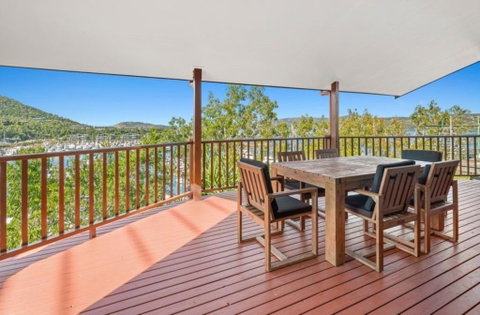 Casuarina Cove Apartments - Stays Accommodation 1