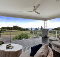 Caves Luxury Beachside Escape - literally across the road from Surf Club - Stayed