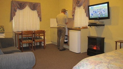 Cedar Lodge Cabins - Stayed 1