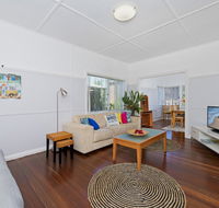 Central N Surf - Stays Accommodation