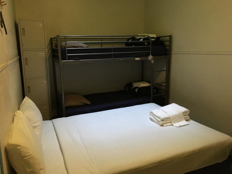 Central Perk Lodge - Stayed 1