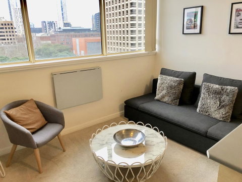 Central Station - 1 Bedroom Apt With View - Stayed 3