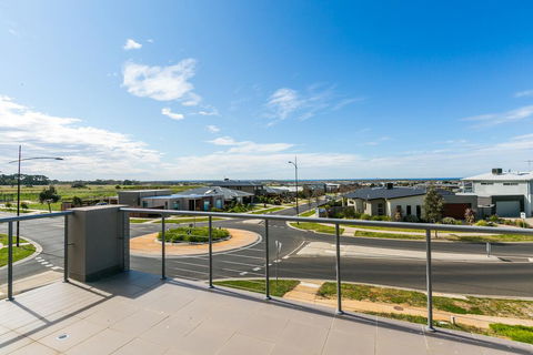 Centreside Ocean Views 59 - Stays Accommodation 0