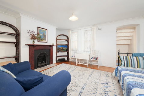 Charming Centrally Located 2 Bedroom Accommodation - Stayed 0
