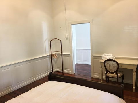 Charming Federation Style Home Minutes From CBD - Stayed 3