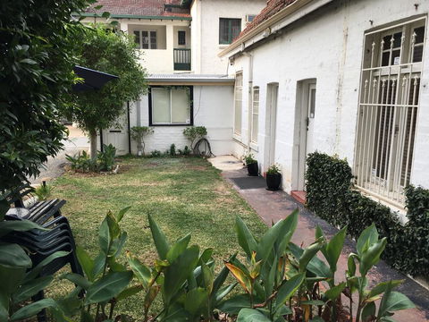 Charming Federation Style Home Minutes From CBD - Stayed 2