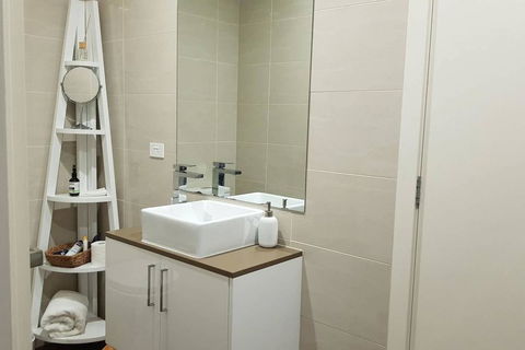 CHELSEA Family Home Close To Beach & Shops - Stayed 1