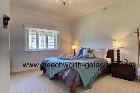 Cherry Blossom Cottage - Beechworth-Getaways - Stayed 2